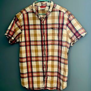 Columbia Mens plaid button down shirt